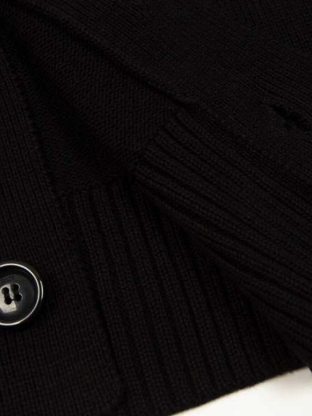 AMI Paris Black Red Heart A Logo V-Neck Cardigan1. AMI Paris Black Red Heart - Picture 6 of 7